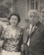 Халимат Байрамукова с Расулом Гамзатовым. 1968 г..jpg